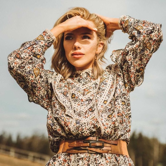 Meet your Posher, Victoria - Picture 1 of 1